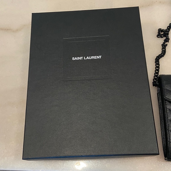 YSL Cassandre - Picture 3 of 15